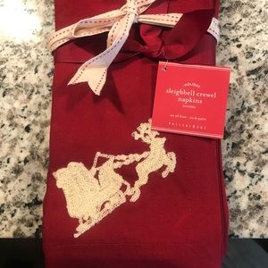 NWT Pottery Barn Christmas Cotton Napkins